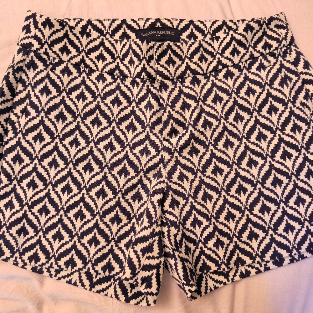 Banana Republic Hampton Collection Printed  Fitted 00P Shorts